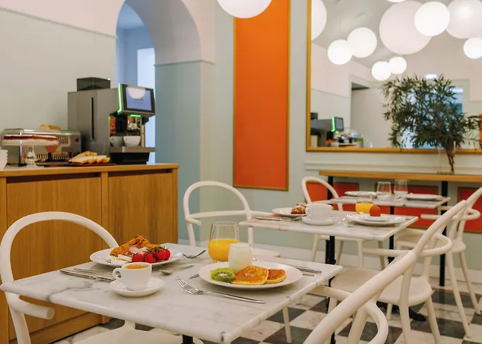 Hotel The Sonetto Powered By Sonder 3*