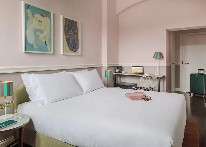 Hotel The Sonetto Powered By Sonder 3*