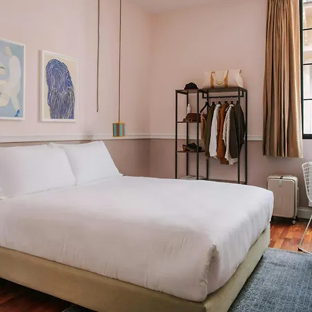 The Sonetto Powered By Sonder Hotel 3*